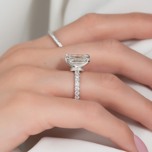 The Sofia Set With A 2 Carat Emerald Lab Diamond
