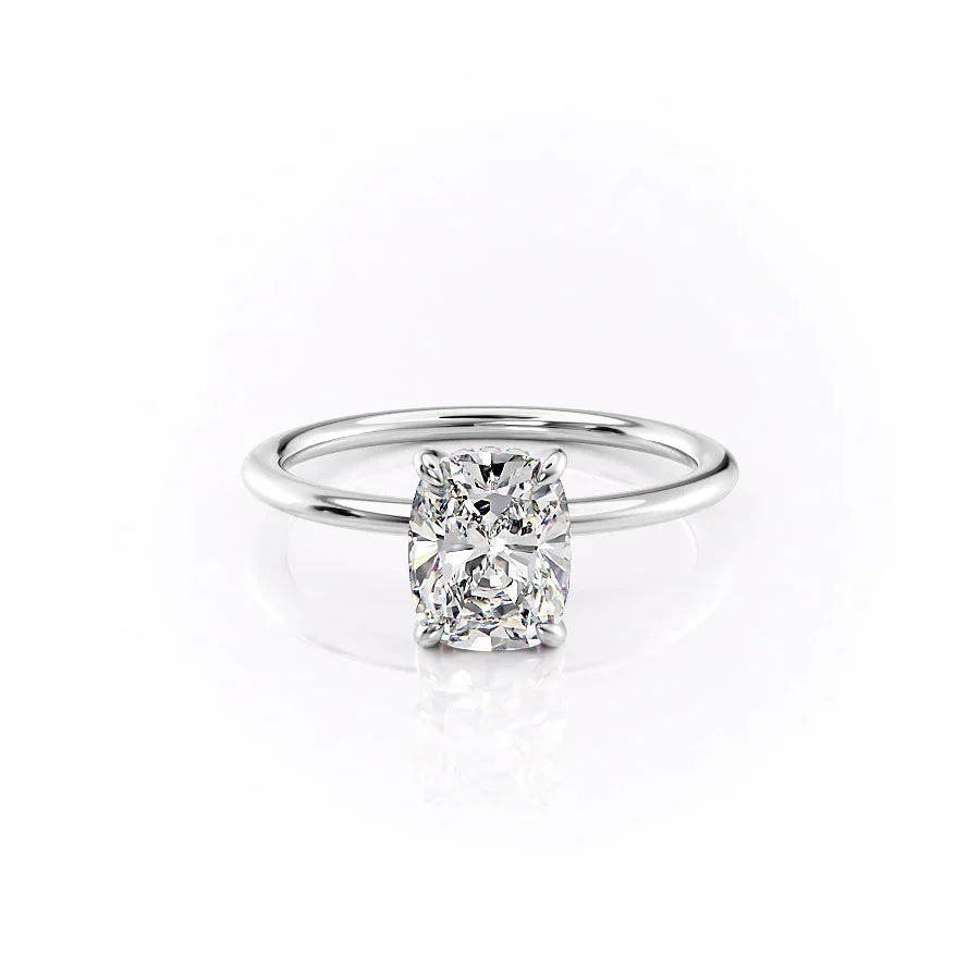 The Kamellie Set With A Elongated Cushion Moissanite