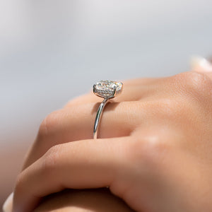 The Kamellie Set With A 4.5 Carat Elongated Cushion Moissanite