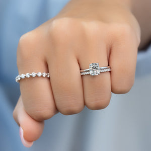 The Kamellie Set With A 4.5 Carat Elongated Cushion Moissanite