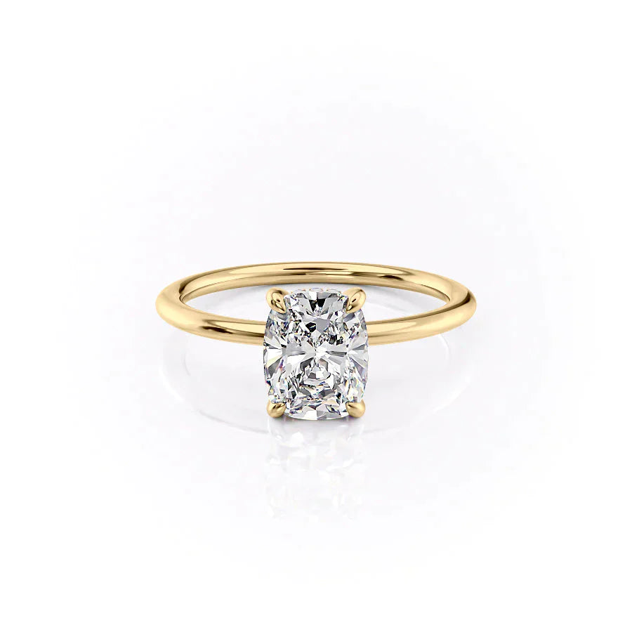 The Kamellie Set With A 4.5 Carat Elongated Cushion Moissanite