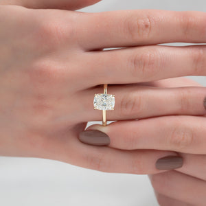 The Kamellie Set With A 4.5 Carat Elongated Cushion Moissanite