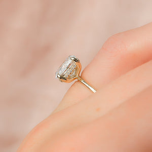 The Kamellie Set With A 4.5 Carat Elongated Cushion Moissanite