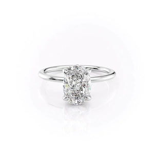 The Kamellie Set With A 2.5 Carat Oval Moissanite