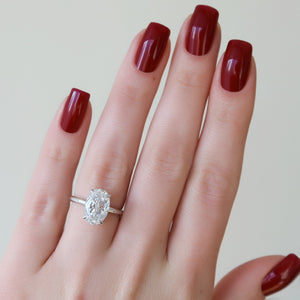 The Kamellie Set With A 2 Carat Oval Lab Diamond
