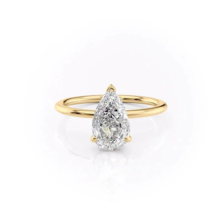 The Kamellie Set With A 1.5 Carat Pear Lab Diamond