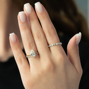 The Kamellie Set With A 2 Carat Pear Lab Diamond