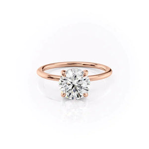 The Kamellie Set With A Round Moissanite