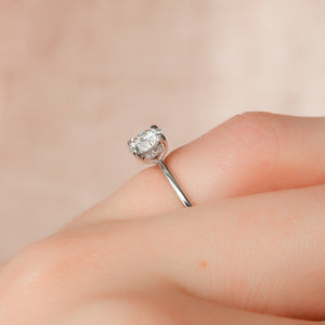 The Kamellie Set With A 2 Carat Round Lab Diamond