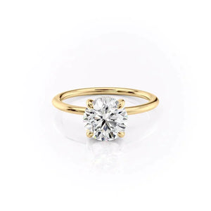 The Kamellie Set With A Round Moissanite