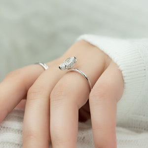 The Kamellie Set With A 2 Carat Radiant Lab Diamond