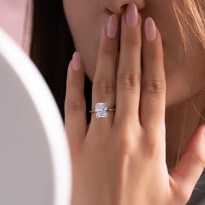 The Kamellie Set With A 2 Carat Radiant Lab Diamond