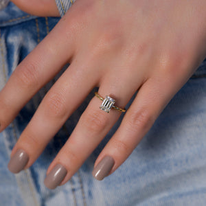 The Alice Set With A 3 Carat Emerald Lab Diamond