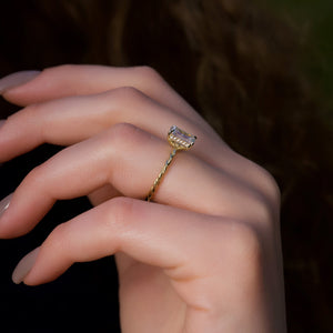 The Alice Set With A 3 Carat Emerald Lab Diamond