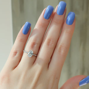 The Alice Set With A 2 Carat Oval Lab Diamond