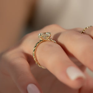 The Alice Set With A 3 Carat Oval Lab Diamond