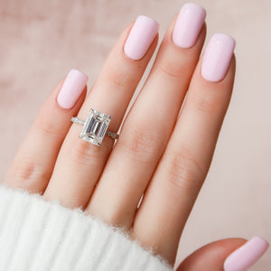 The Jasmine Set With A 2 Carat Emerald Lab Diamond