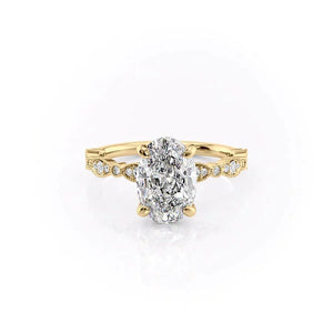 The Jasmine Set With A Oval Moissanite
