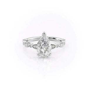 The Jasmine Set With A Pear Moissanite