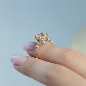 The Mia Set With A 1 Carat Princess Lab Diamond