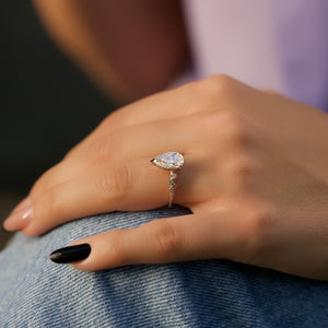 The Mia Set With A 1 Carat Pear Lab Diamond