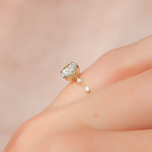 The Penelope Set With A 2 Carat Round Lab Diamond