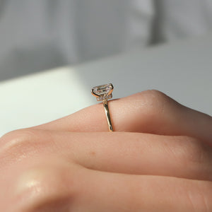 The Nelly Set With A 3 Carat Emerald Lab Diamond