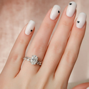 The Nelly Set With A 1 Carat Oval Lab Diamond