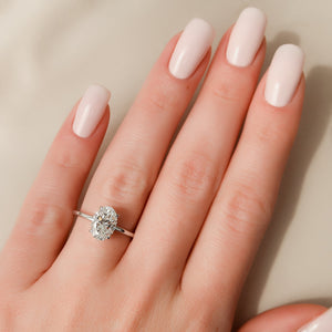 The Nelly Set With A 1 Carat Oval Lab Diamond