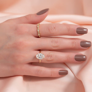 The Nelly Set With A 3 Carat Oval Lab Diamond
