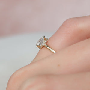 The Nelly Set With A 3 Carat Oval Lab Diamond