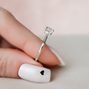 The Nelly Set With A 2 Carat Round Lab Diamond