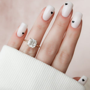 The Crown Kamellie Set With A 1 Carat Cushion Lab Diamond