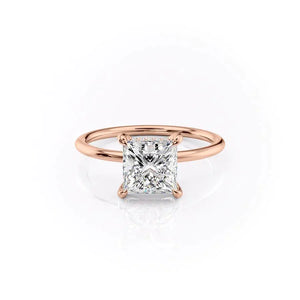 The Crown Kamellie Set With A Princess Moissanite
