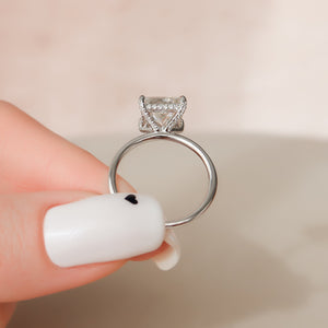 The Crown Kamellie Set With A 2 Carat Princess Lab Diamond