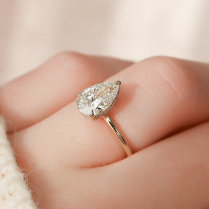The Crown Kamellie Set With A 1 Carat Pear Lab Diamond