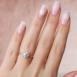 The Crown Kamellie Set With A 2 Carat Round Lab Diamond