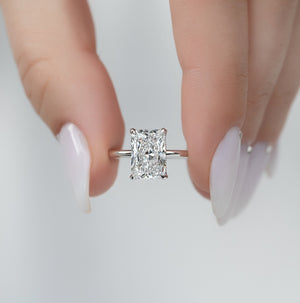 The Crown Kamellie Set With A 1 Carat Radiant Lab Diamond