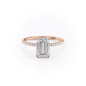 The Pave Crown Kamellie Set With A 4 Carat Emerald Moissanite