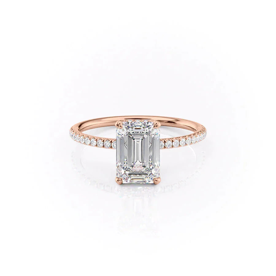 The Pave Crown Kamellie Set With A 2.5 Carat Emerald Lab Diamond