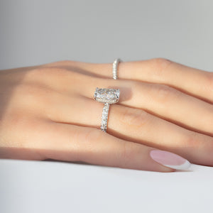The Pave Crown Kamellie Set With A 2 Carat Elongated Cushion Lab Diamond