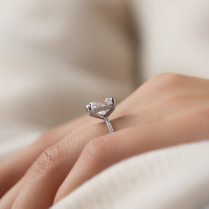 The Pave Crown Kamellie Set With A 2 Carat Elongated Cushion Lab Diamond