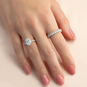 The Pave Crown Kamellie Set With A 2 Carat Oval Lab Diamond