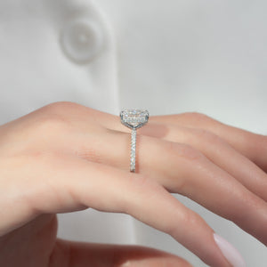 The Pave Crown Kamellie Set With A 2 Carat Radiant Lab Diamond