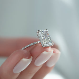The Pave Crown Kamellie Set With A 2 Carat Radiant Lab Diamond