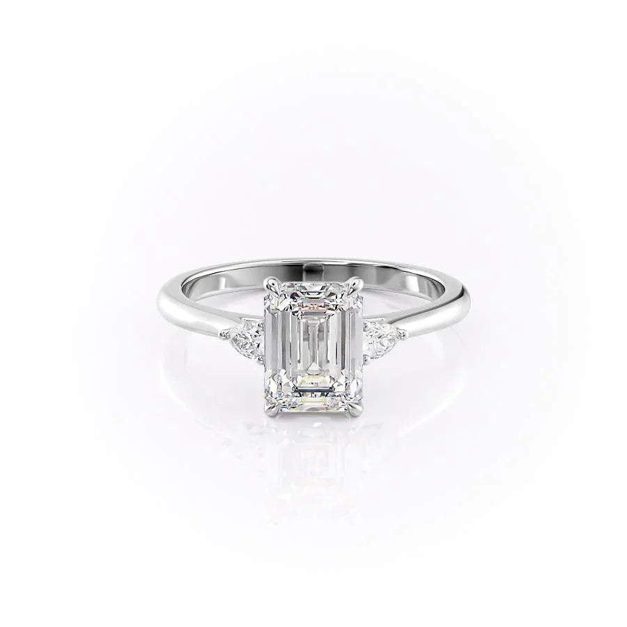 The Pears Liv Set With A 1.5 Carat Emerald Lab Diamond
