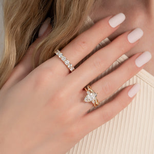 The Pears Liv Set With A 2.5 Carat Marquise Lab Diamond