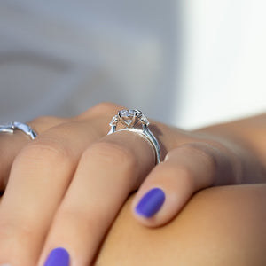 The Pears Liv Set With A 2 Carat Oval Lab Diamond