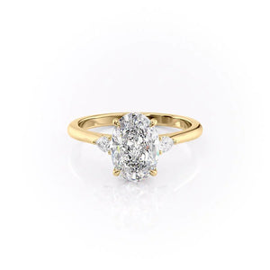 The Pears Liv Set With A 1 Carat Oval Lab Diamond