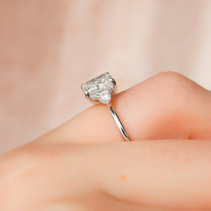 The Lia Set With A 2 Carat Elongated Cushion Lab Diamond